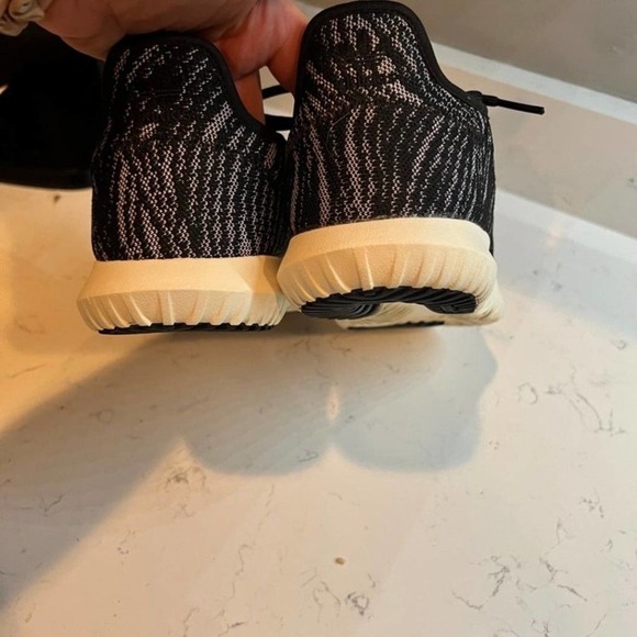 Adidas Triple Black Cloudfoam Sneakers - Size 8 - Picture 2 of 5